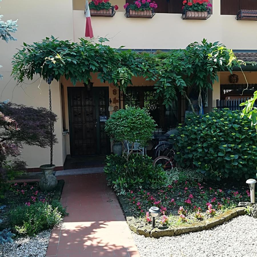 Bed & Breakfast L'isola Di Casa Brembate