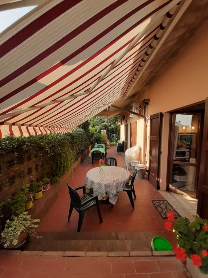 L'isola Di Casa Bed & Breakfast *